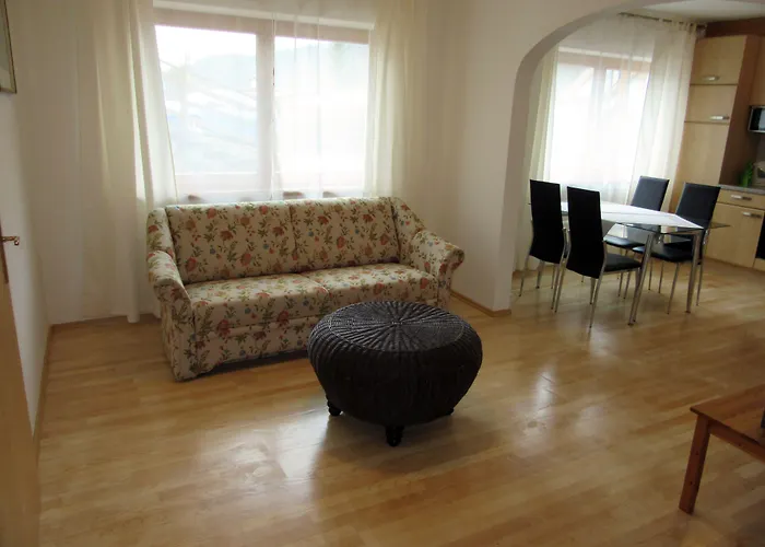 Apartment Haus Carina *