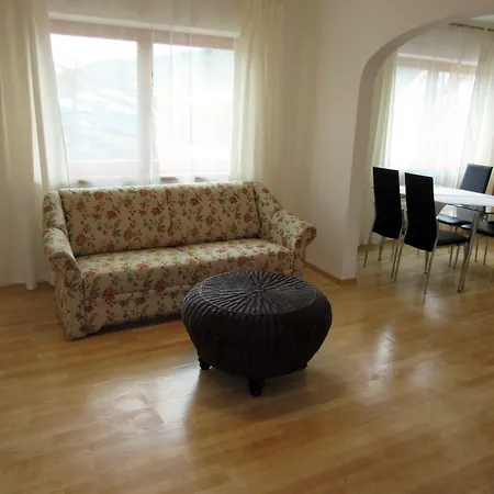 Apartman Haus Carina *